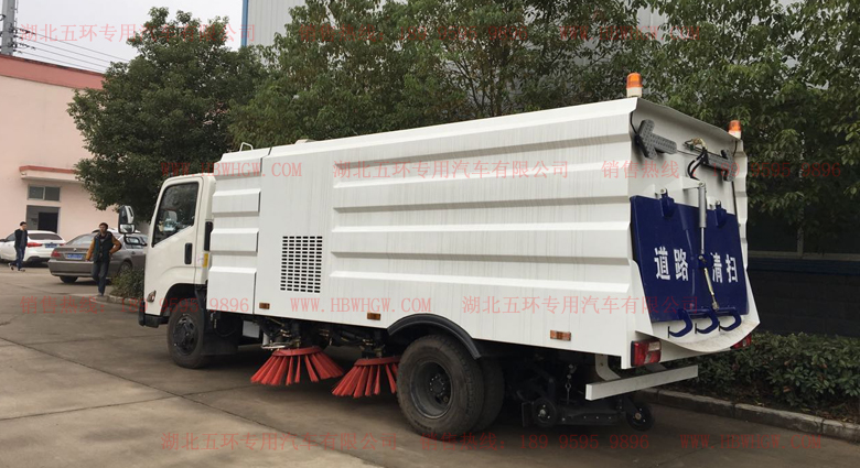 江鈴凱銳掃路車