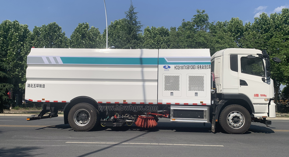 比亞迪純電動洗掃車