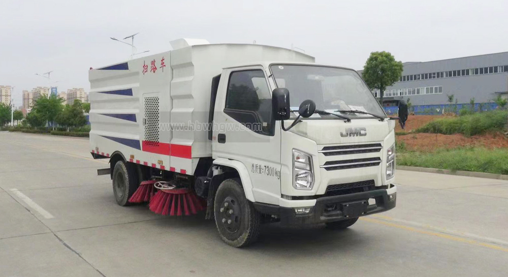 江鈴順達掃路車