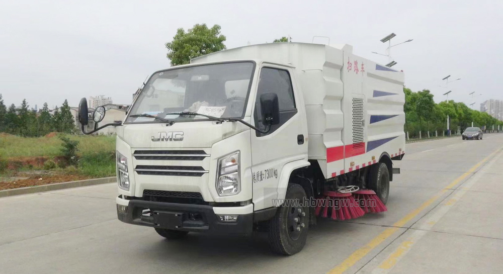江鈴順達掃路車
