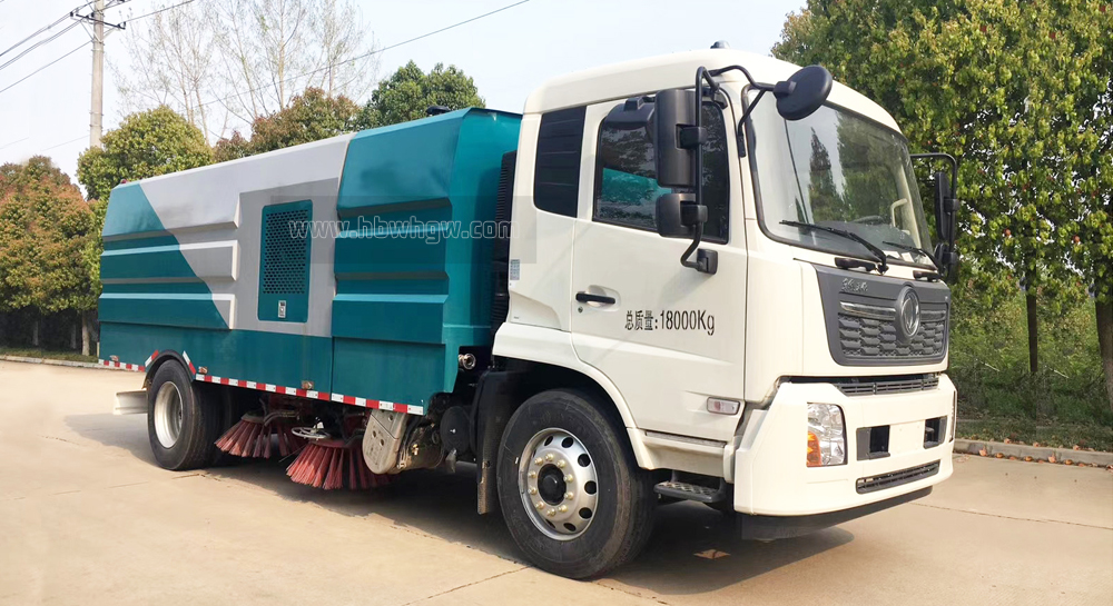 東風(fēng)天錦掃路車
