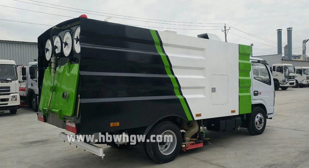 東風D6吸塵車